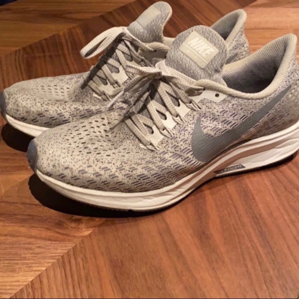 Women’s Nike Zoom Pegasus 35 ✨